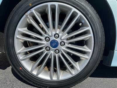 2014 Ford Fusion Hybrid SE   - Photo 37 - St. George, UT 84770-2625