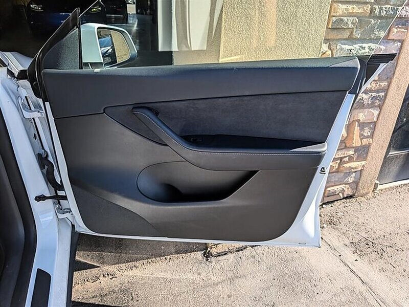 2022 Tesla Model Y Performance - Photo 29 - Bountiful, UT 84010