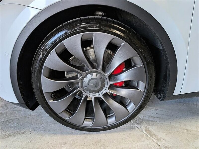 2022 Tesla Model Y Performance - Photo 15 - Bountiful, UT 84010