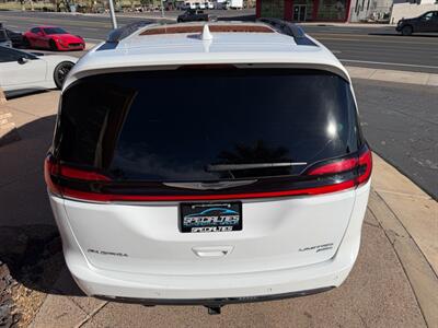 2021 Chrysler Pacifica Limited   - Photo 20 - St. George, UT 84770-2625