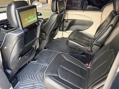 2021 Chrysler Pacifica Limited   - Photo 11 - St. George, UT 84770-2625