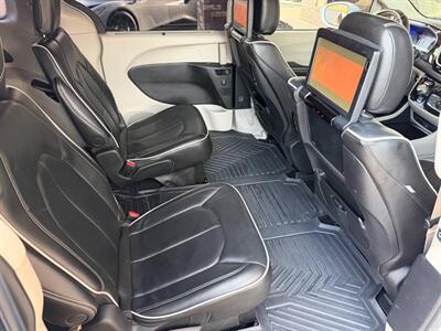 2021 Chrysler Pacifica Limited   - Photo 21 - St. George, UT 84770-2625