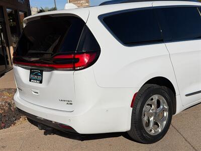 2021 Chrysler Pacifica Limited   - Photo 16 - St. George, UT 84770-2625