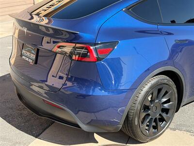 2024 Tesla Model Y Standard Range * Hardware 4 *   - Photo 16 - St. George, UT 84770-2625