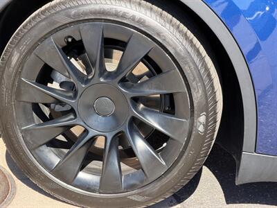 2024 Tesla Model Y Standard Range * Hardware 4 *   - Photo 37 - St. George, UT 84770-2625