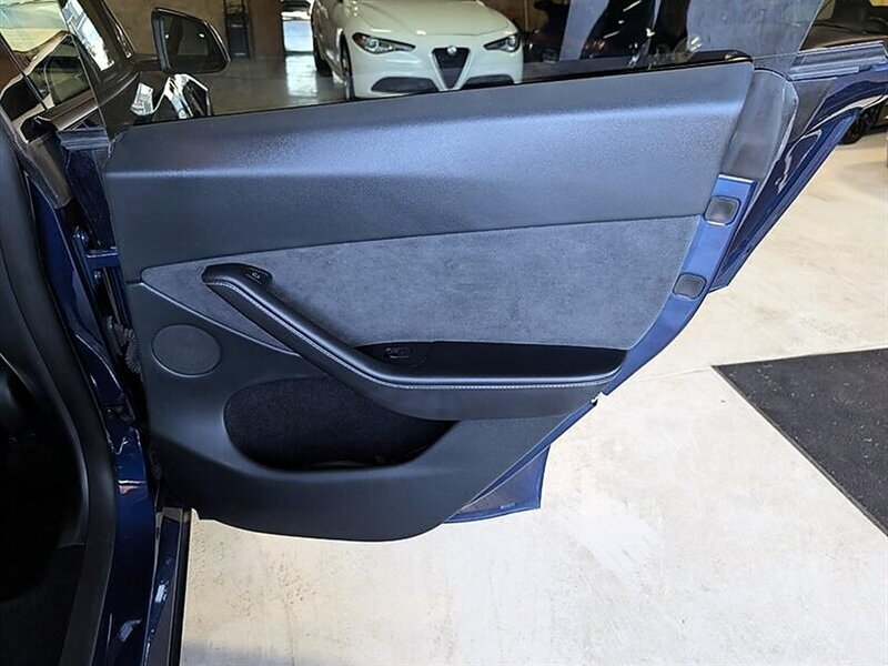 2023 Tesla Model Y Long Range - Photo 26 - Bountiful, UT 84010