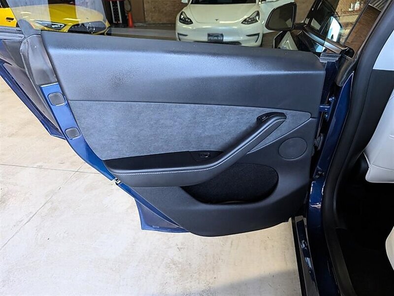 2023 Tesla Model Y Long Range - Photo 23 - Bountiful, UT 84010