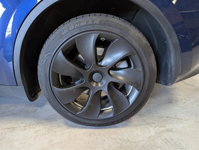 2023 Tesla Model Y Long Range - Photo 14 - Bountiful, UT 84010