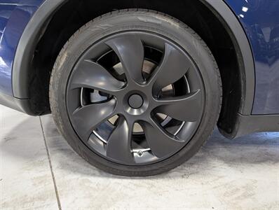 2023 Tesla Model Y Long Range - Photo 13 - Bountiful, UT 84010