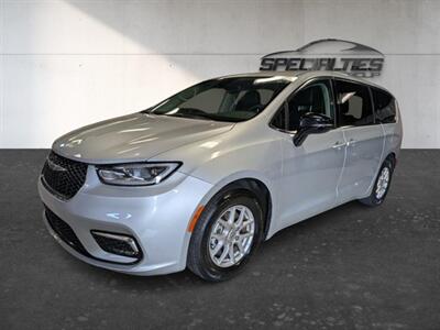 2024 Chrysler Pacifica Touring L - Photo 5 - Bountiful, UT 84010
