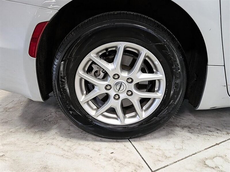2024 Chrysler Pacifica Touring L - Photo 13 - Bountiful, UT 84010