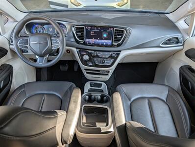 2024 Chrysler Pacifica Touring L   - Photo 3 - Bountiful, UT 84010