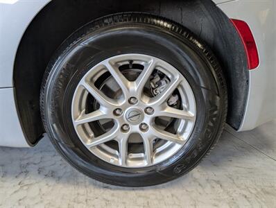 2024 Chrysler Pacifica Touring L   - Photo 14 - Bountiful, UT 84010