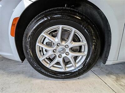 2024 Chrysler Pacifica Touring L - Photo 15 - Bountiful, UT 84010