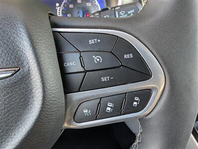 2024 Chrysler Pacifica Touring L   - Photo 22 - Bountiful, UT 84010