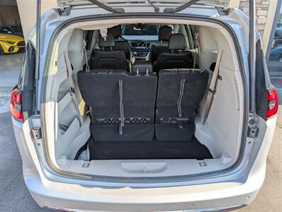 2024 Chrysler Pacifica Touring L   - Photo 30 - Bountiful, UT 84010