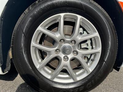2024 Chrysler Pacifica Touring L   - Photo 36 - St. George, UT 84770-2625