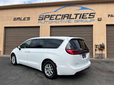 2024 Chrysler Pacifica Touring L   - Photo 31 - St. George, UT 84770-2625