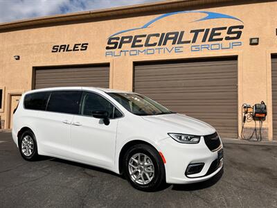 2024 Chrysler Pacifica Touring L Van