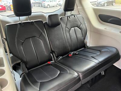 2024 Chrysler Pacifica Touring L   - Photo 43 - St. George, UT 84770-2625
