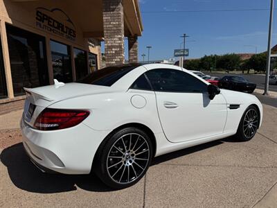 2017 Mercedes-Benz SLC 300   - Photo 26 - St. George, UT 84770-2625