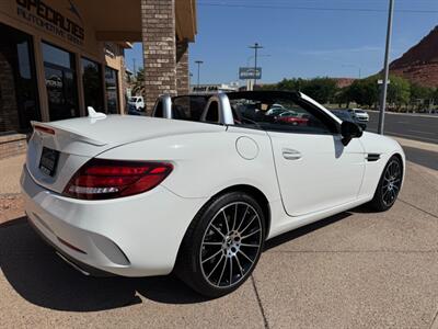 2017 Mercedes-Benz SLC 300   - Photo 38 - St. George, UT 84770-2625