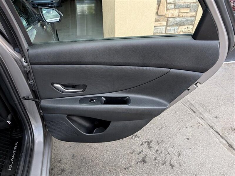 2023 Hyundai ELANTRA Hybrid Limited   - Photo 26 - Bountiful, UT 84010