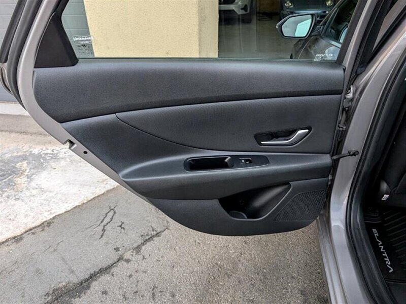 2023 Hyundai ELANTRA Hybrid Limited   - Photo 23 - Bountiful, UT 84010