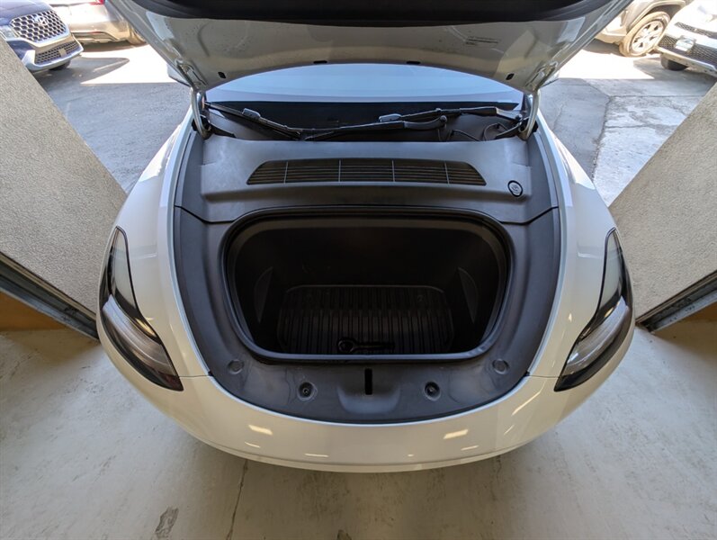 2022 Tesla Model Y Long Range - Photo 17 - Bountiful, UT 84010