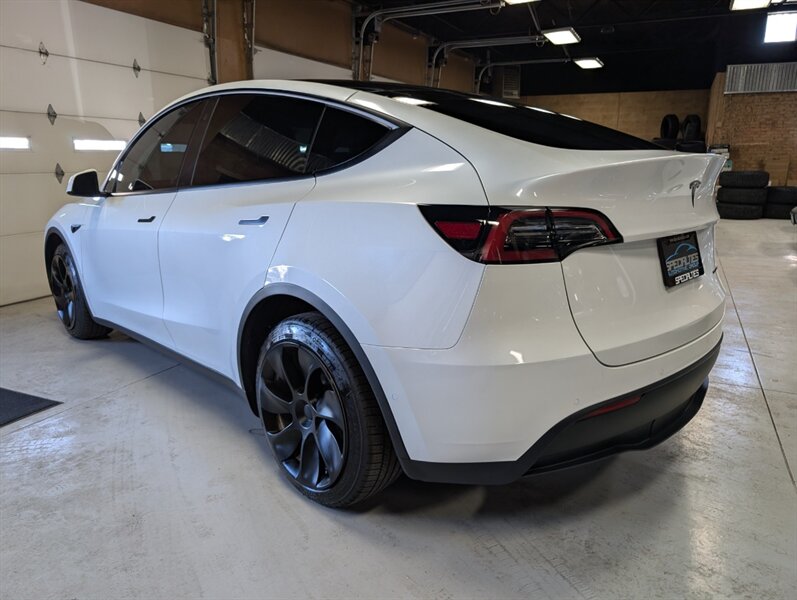 2022 Tesla Model Y Long Range - Photo 8 - Bountiful, UT 84010