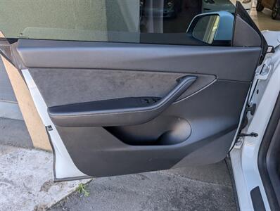 2022 Tesla Model Y Long Range - Photo 23 - Bountiful, UT 84010