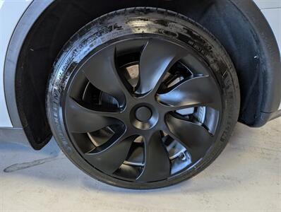 2022 Tesla Model Y Long Range - Photo 14 - Bountiful, UT 84010