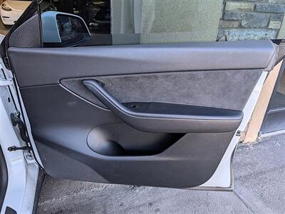 2022 Tesla Model Y Long Range   - Photo 29 - Bountiful, UT 84010