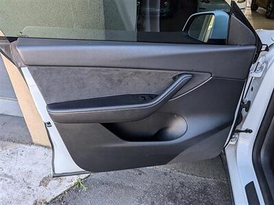 2022 Tesla Model Y Long Range   - Photo 23 - Bountiful, UT 84010