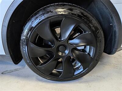 2022 Tesla Model Y Long Range   - Photo 14 - Bountiful, UT 84010