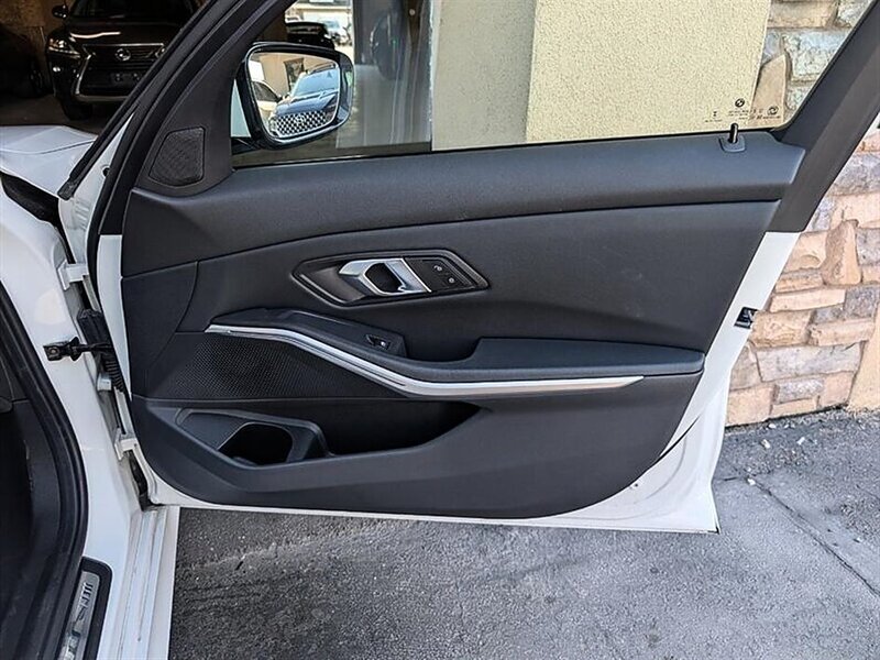 2026 BMW 330i xDrive - Photo 28 - Bountiful, UT 84010