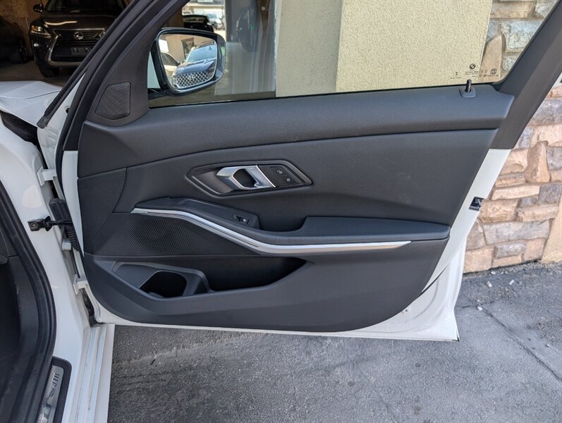 2026 BMW 330i xDrive - Photo 28 - Bountiful, UT 84010
