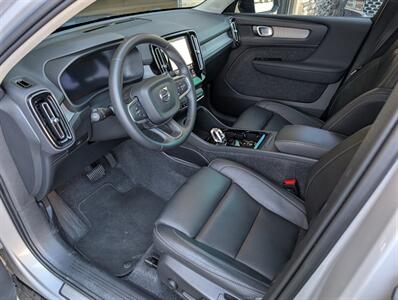 2025 Volvo XC40 Plus Dark Theme   - Photo 2 - Bountiful, UT 84010