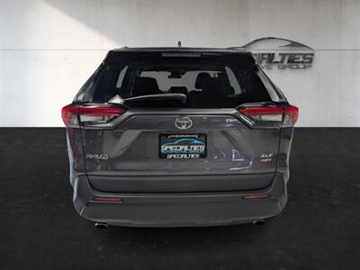 2021 Toyota RAV4 XLE   - Photo 9 - Bountiful, UT 84010