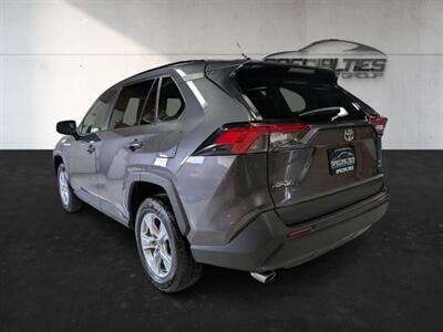 2021 Toyota RAV4 XLE   - Photo 8 - Bountiful, UT 84010