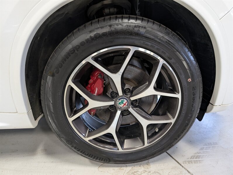 2020 Alfa Romeo Stelvio Ti Sport - Photo 12 - Bountiful, UT 84010