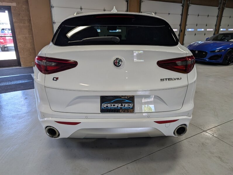 2020 Alfa Romeo Stelvio Ti Sport - Photo 9 - Bountiful, UT 84010