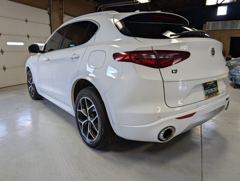 2020 Alfa Romeo Stelvio Ti Sport - Photo 8 - Bountiful, UT 84010
