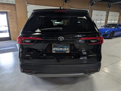 2024 Toyota Grand Highlander Limited   - Photo 9 - Bountiful, UT 84010
