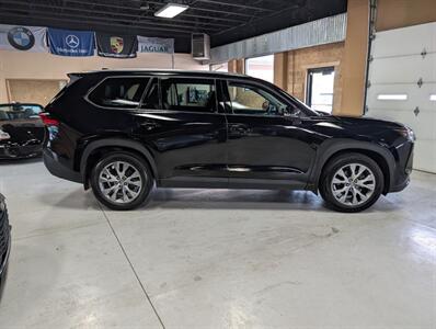 2024 Toyota Grand Highlander Limited   - Photo 11 - Bountiful, UT 84010