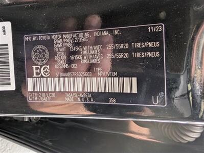 2024 Toyota Grand Highlander Limited   - Photo 35 - Bountiful, UT 84010