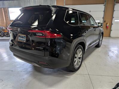 2024 Toyota Grand Highlander Limited   - Photo 10 - Bountiful, UT 84010