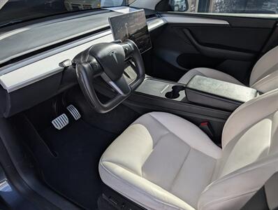 2023 Tesla Model Y Performance - Photo 2 - Bountiful, UT 84010