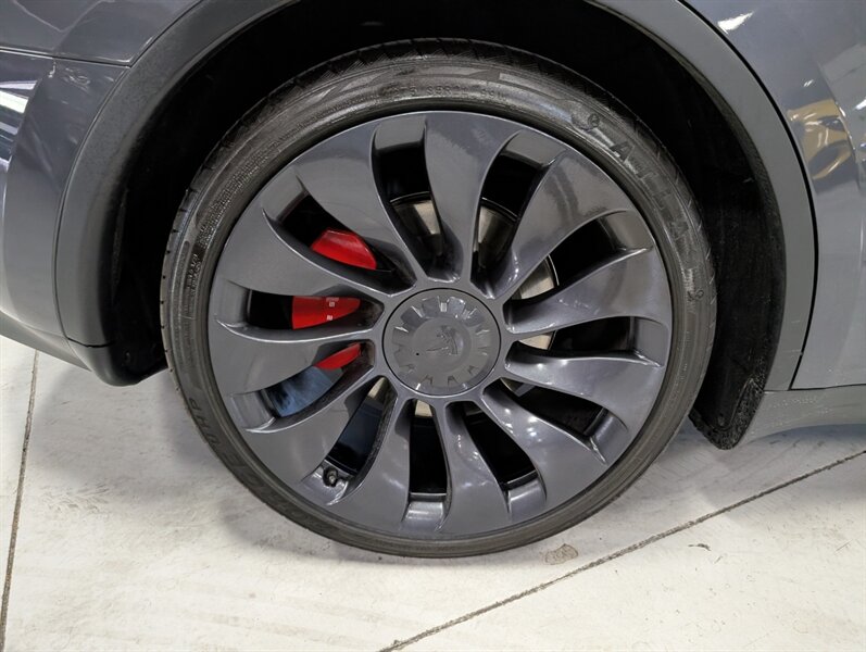 2023 Tesla Model Y Performance - Photo 13 - Bountiful, UT 84010