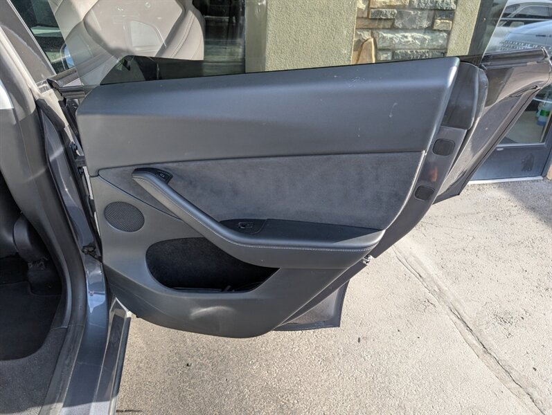 2023 Tesla Model Y Performance - Photo 26 - Bountiful, UT 84010
